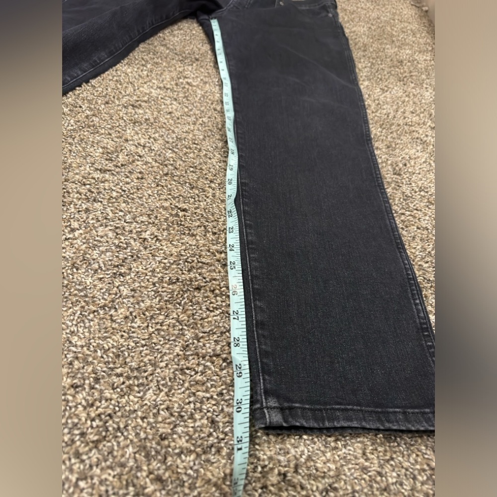Madewell low-rise jeans size 33, lunar wash, 100% cotton, straight leg - Picture 10 of 12